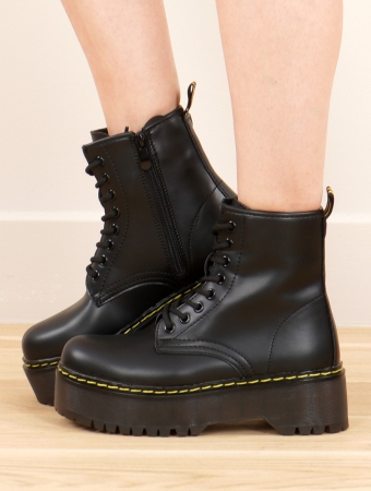 \ Alannah\  lace up platform boots, Black