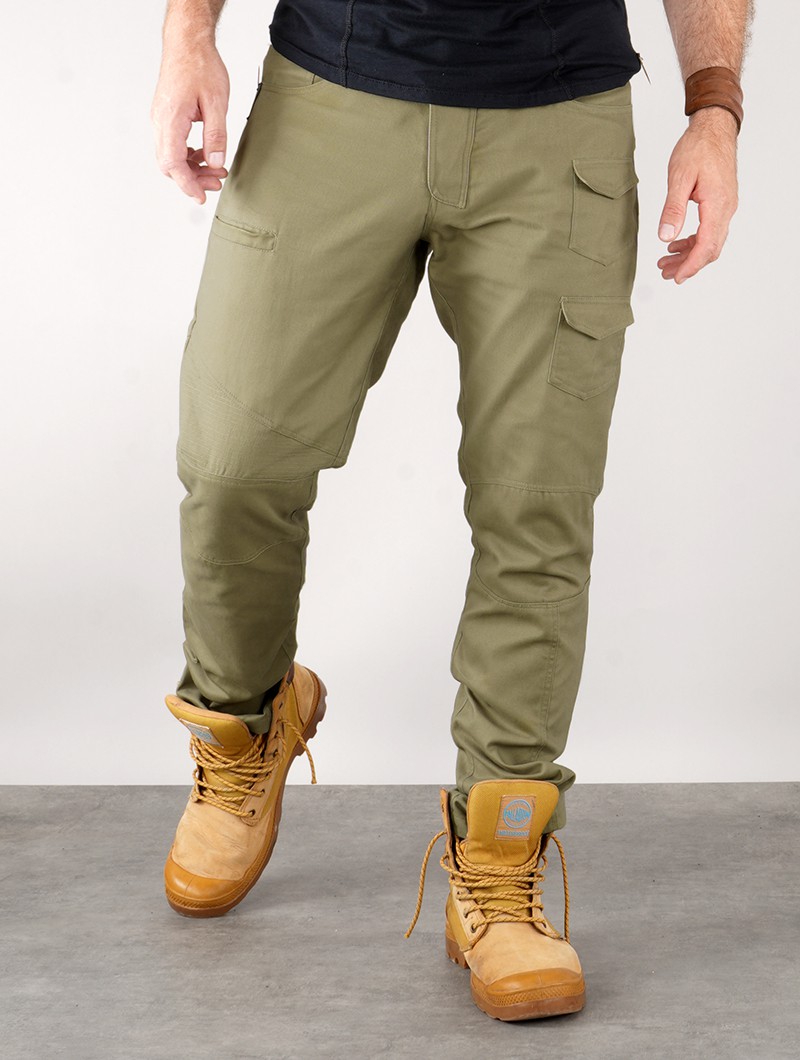 men's straight trousers in light organic cotton canvas army green ...