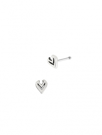 \ Hollow\  silver nose stud