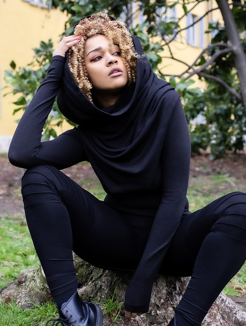 Hooded sweater with a big pleated neckline, thumb holes, black, Yggdrazil  Kali