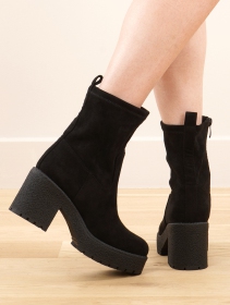 \ Keertana\  heeled ankle boots, Black
