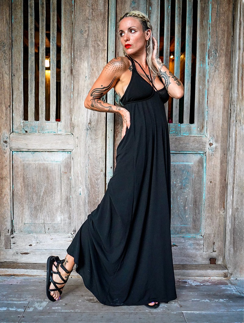 Strappy black long dress, deep V-neck, bare back, cinched, Yggdrazil Lazüli